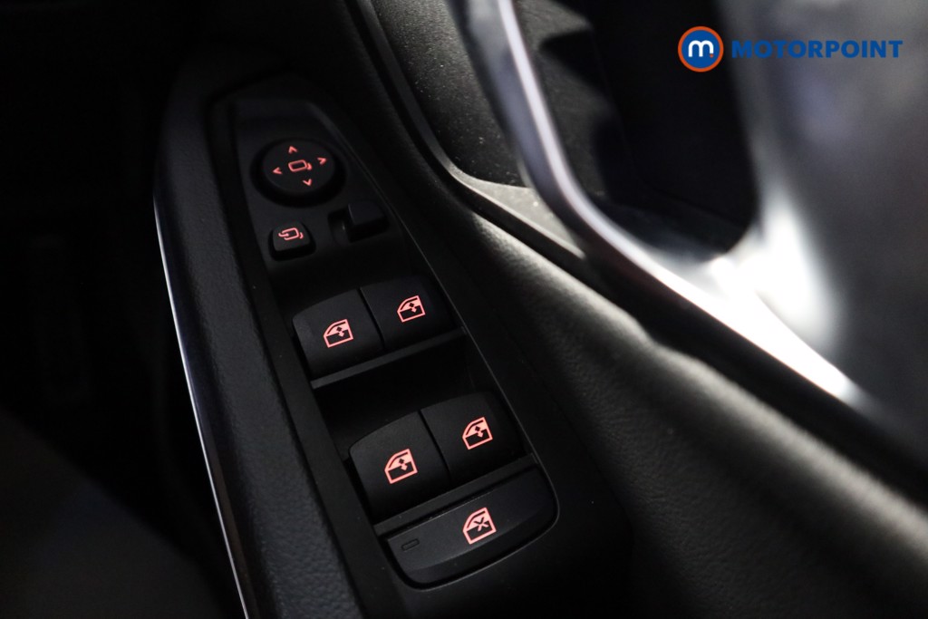 BMW 3 Series M Sport Automatic Petrol Plug-In Hybrid Estate - Stock Number (1572690) - 6th supplementary image