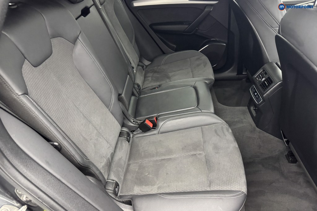 Audi Q5 S Line Automatic Petrol Plug-In Hybrid SUV - Stock Number (1572797) - 4th supplementary image