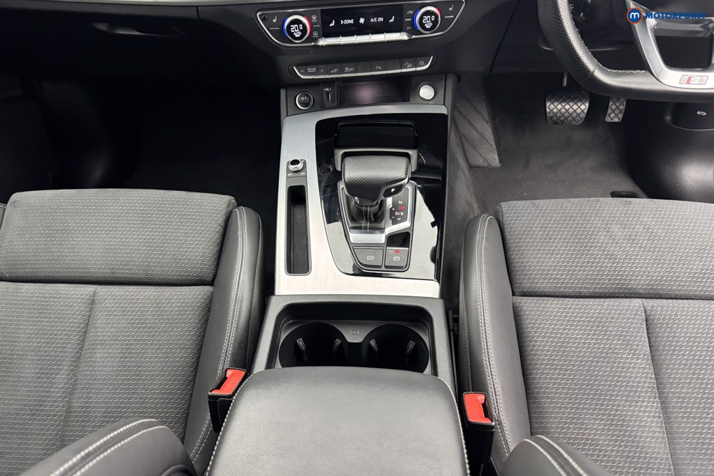 Audi Q5 S Line Automatic Petrol Plug-In Hybrid SUV - Stock Number (1572797) - 10th supplementary image