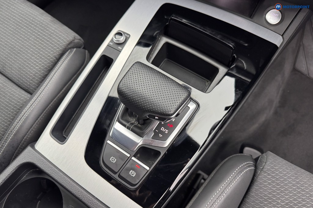 Audi Q5 S Line Automatic Petrol Plug-In Hybrid SUV - Stock Number (1572797) - 14th supplementary image