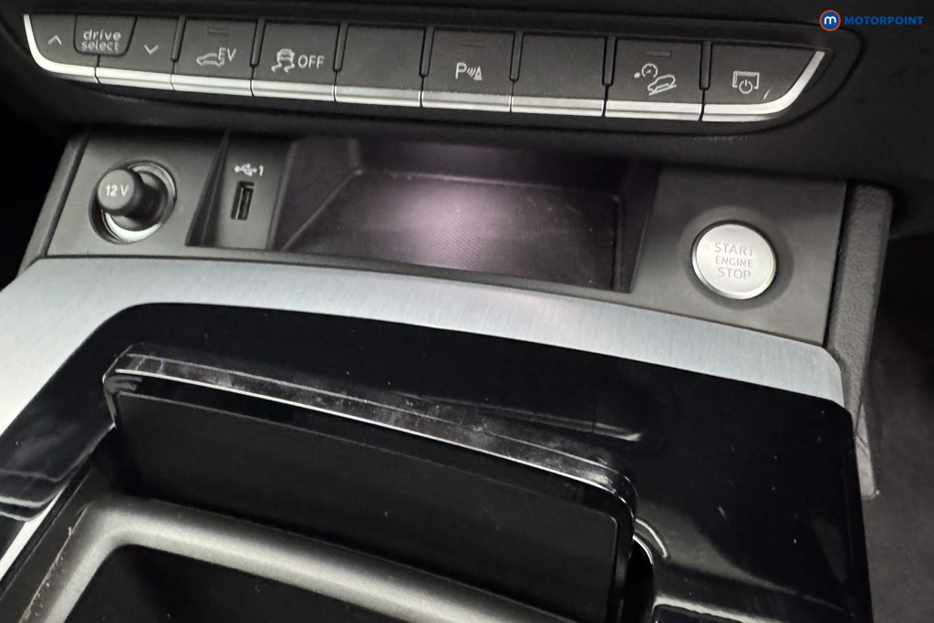 Audi Q5 S Line Automatic Petrol Plug-In Hybrid SUV - Stock Number (1572797) - 15th supplementary image