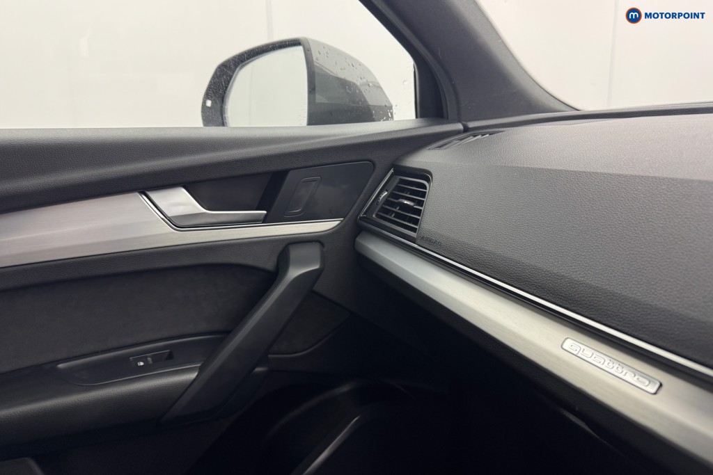 Audi Q5 S Line Automatic Petrol Plug-In Hybrid SUV - Stock Number (1572797) - 17th supplementary image