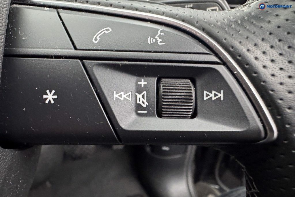 Audi Q5 S Line Automatic Petrol Plug-In Hybrid SUV - Stock Number (1572797) - 19th supplementary image