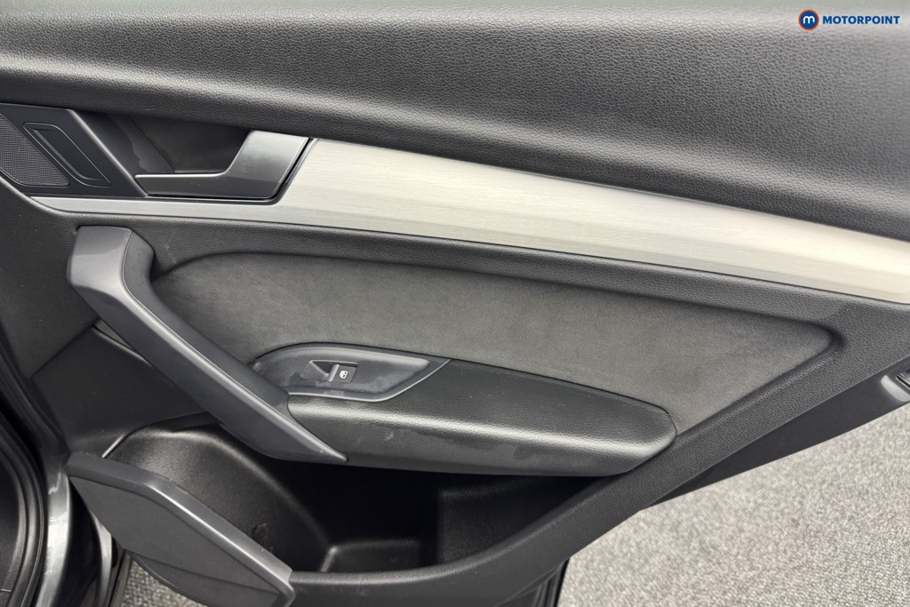 Audi Q5 S Line Automatic Petrol Plug-In Hybrid SUV - Stock Number (1572797) - 24th supplementary image