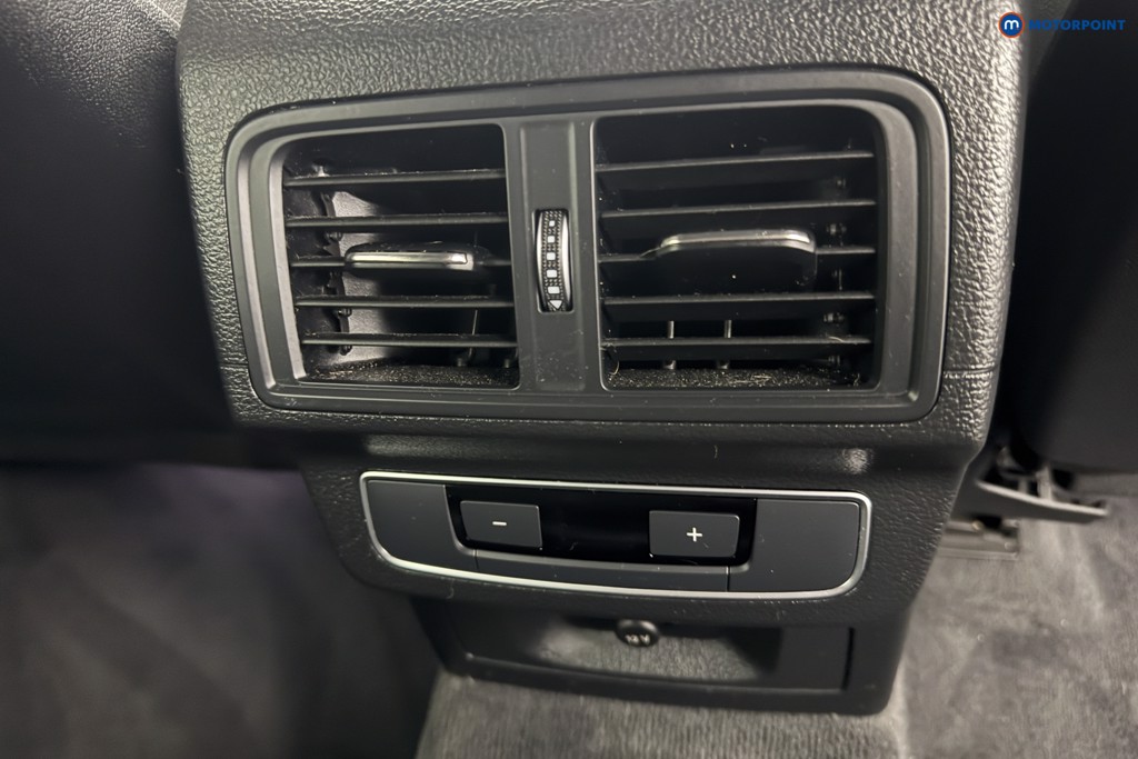 Audi Q5 S Line Automatic Petrol Plug-In Hybrid SUV - Stock Number (1572797) - 26th supplementary image