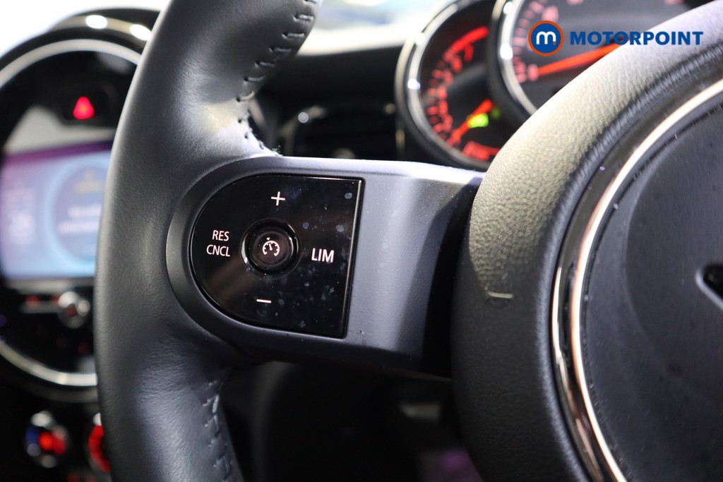 Mini Hatchback Cooper Classic Automatic Petrol Hatchback - Stock Number (1572942) - 4th supplementary image