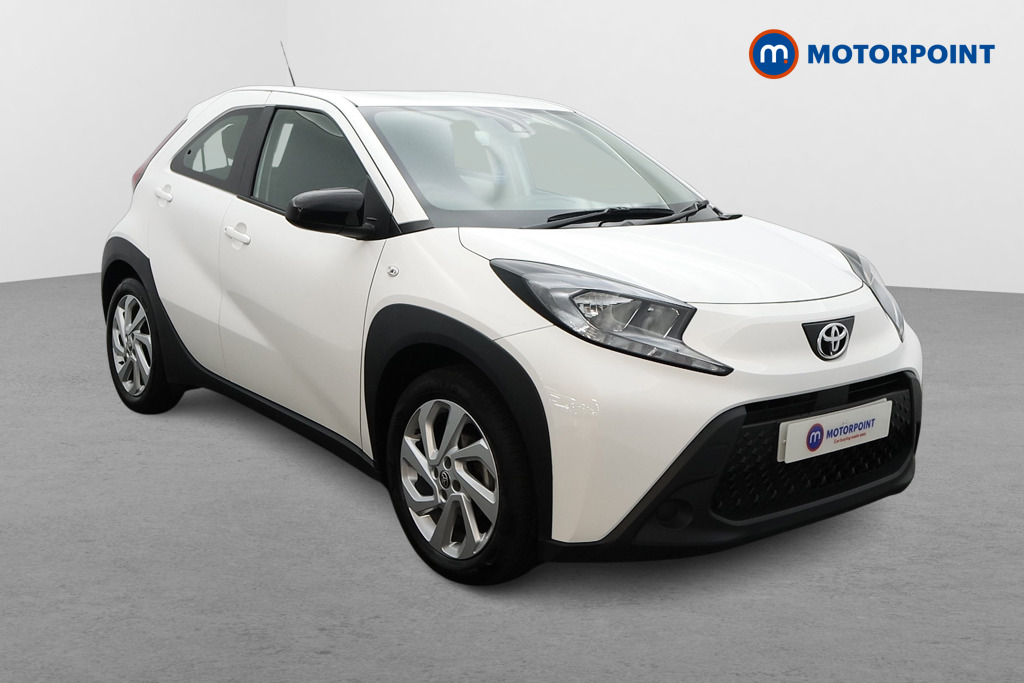 Toyota Aygo X Pure Manual Petrol Hatchback - Stock Number (1572950) - Drivers side front corner