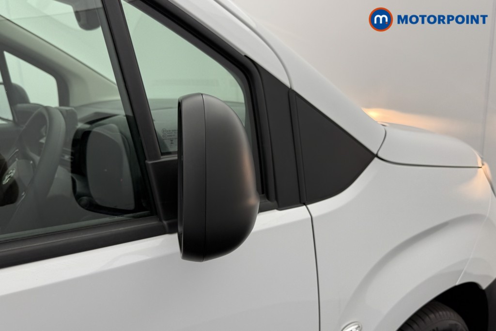 Vauxhall Combo Cargo Prime Manual Diesel Panel Van - Stock Number (1573217) - 14th supplementary image