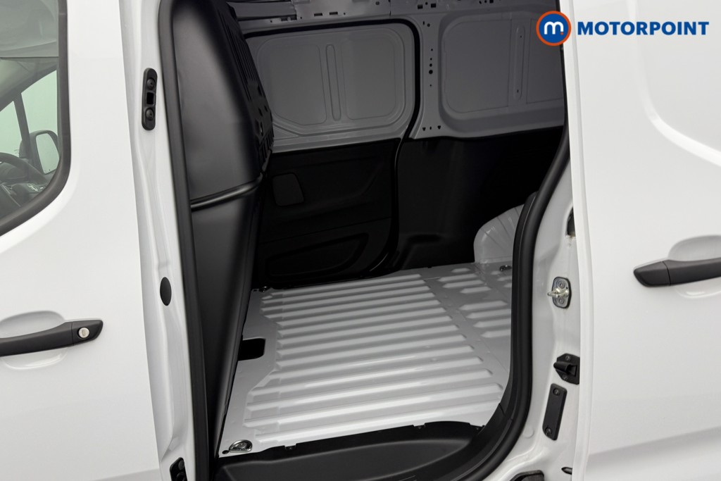 Vauxhall Combo Cargo Prime Manual Diesel Panel Van - Stock Number (1573217) - 16th supplementary image