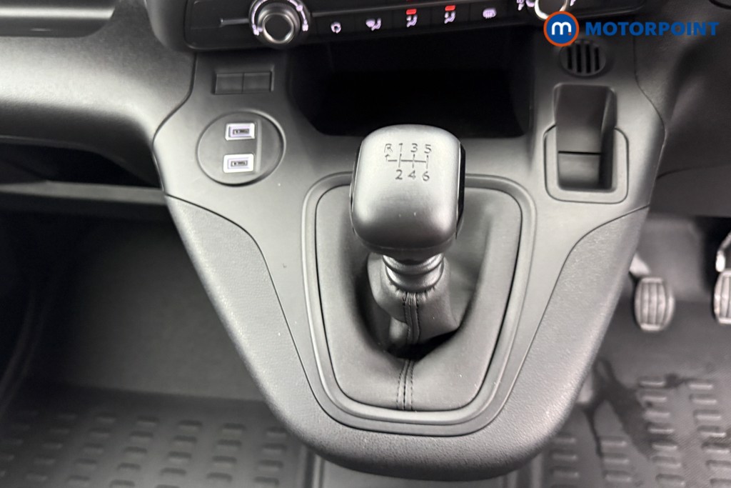 Vauxhall Combo Cargo Prime Manual Diesel Panel Van - Stock Number (1573219) - 7th supplementary image