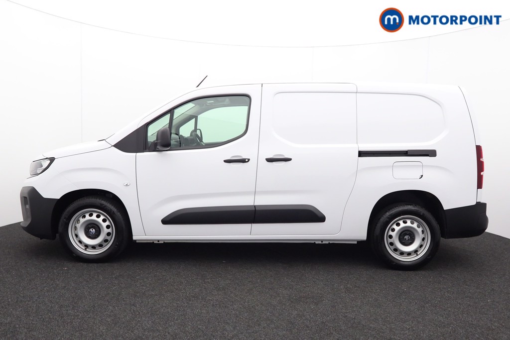 Vauxhall Combo Cargo Prime Manual Diesel Panel Van - Stock Number (1573219) - Passenger side