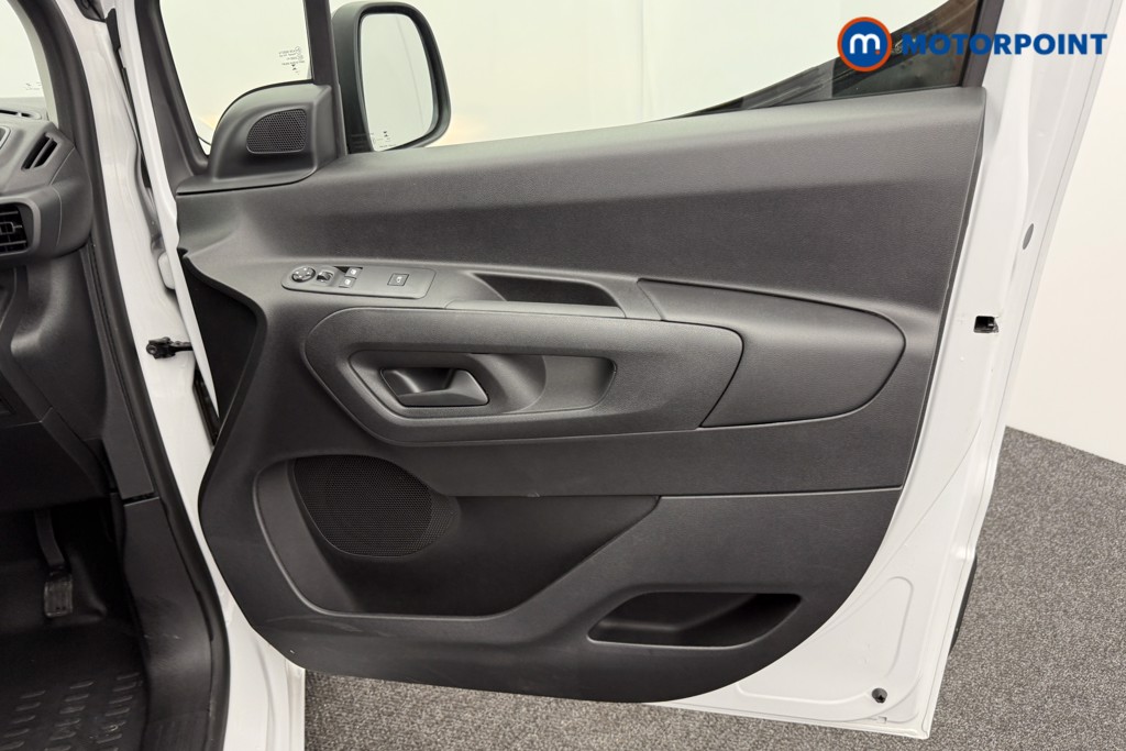 Vauxhall Combo Cargo Prime Manual Diesel Panel Van - Stock Number (1573229) - 12th supplementary image