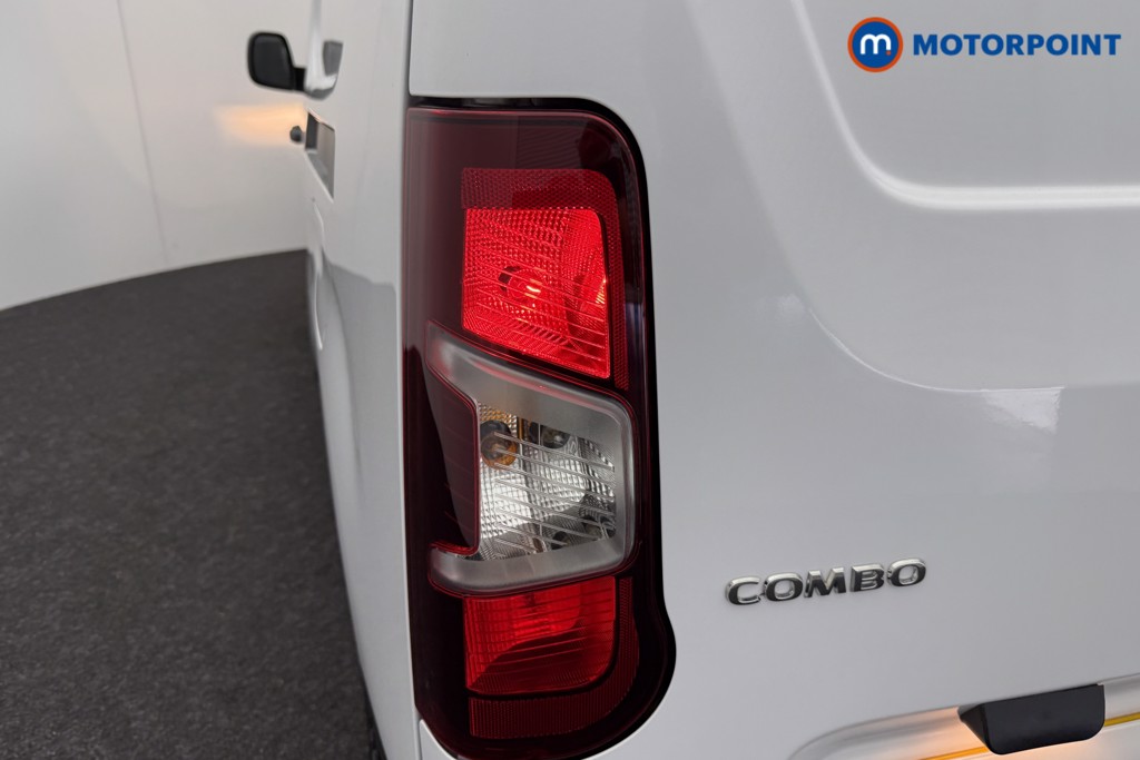 Vauxhall Combo Cargo Prime Manual Diesel Panel Van - Stock Number (1573229) - 17th supplementary image