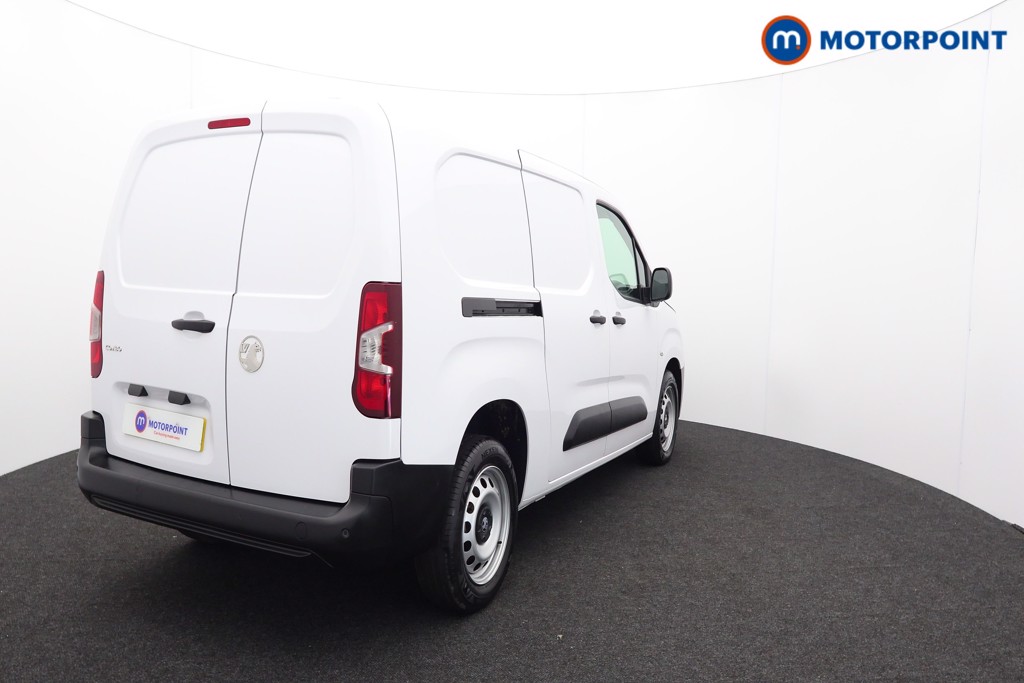 Vauxhall Combo Cargo Prime Manual Diesel Panel Van - Stock Number (1573229) - Drivers side rear corner