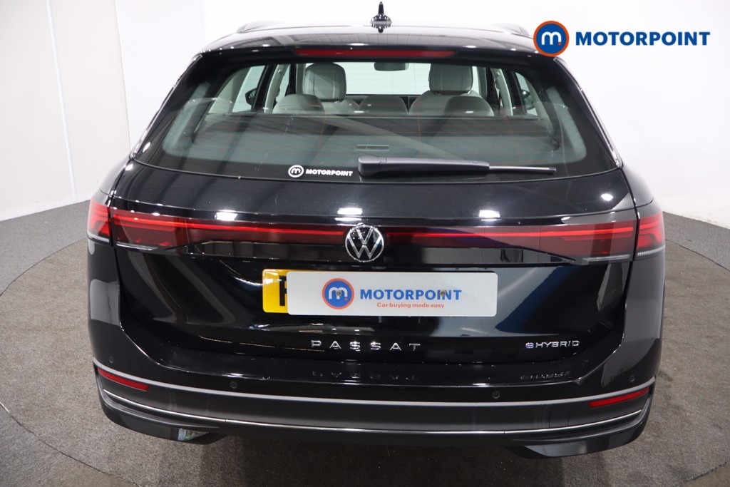 Volkswagen Passat Life Automatic Petrol Plug-In Hybrid Estate - Stock Number (1573327) - 38th supplementary image