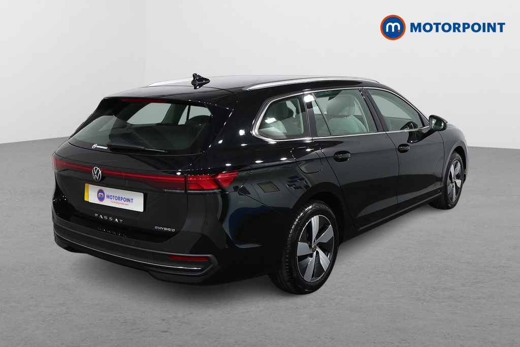 Volkswagen Passat Life Automatic Petrol Plug-In Hybrid Estate - Stock Number (1573327) - Drivers side rear corner