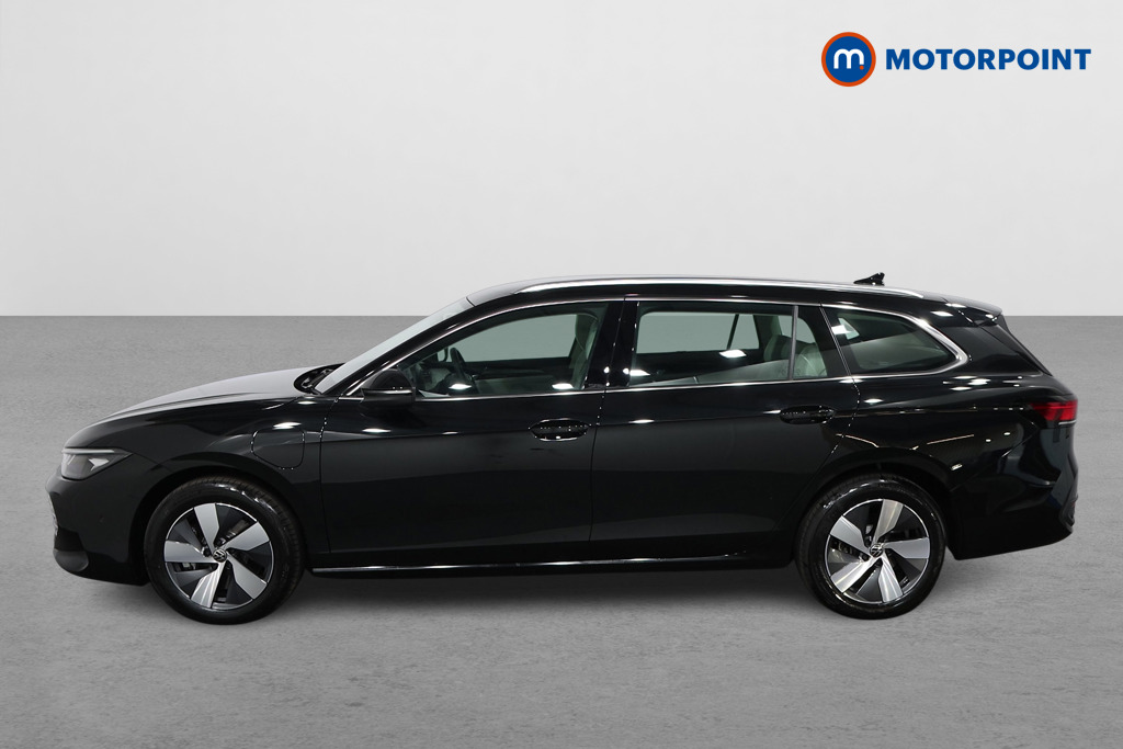Volkswagen Passat Life Automatic Petrol Plug-In Hybrid Estate - Stock Number (1573327) - Passenger side