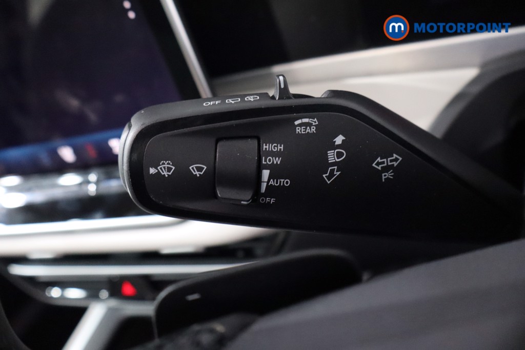 Volkswagen Passat Life Automatic Petrol Plug-In Hybrid Estate - Stock Number (1573328) - 16th supplementary image