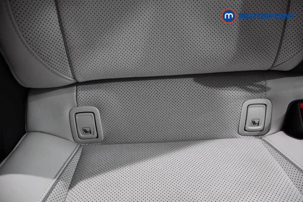 Volkswagen Passat Life Automatic Petrol Plug-In Hybrid Estate - Stock Number (1573328) - 26th supplementary image
