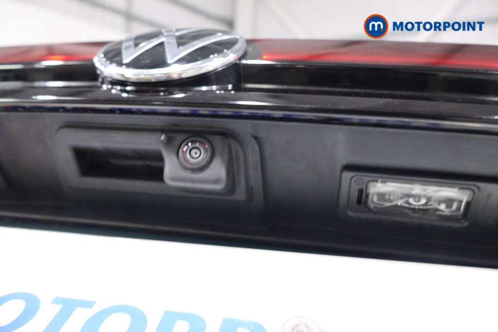 Volkswagen Passat Life Automatic Petrol Plug-In Hybrid Estate - Stock Number (1573328) - 36th supplementary image