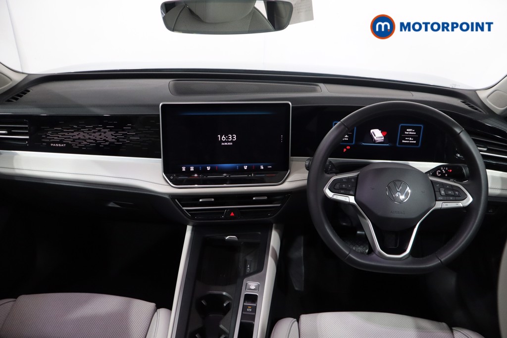 Volkswagen Passat Life Automatic Petrol Plug-In Hybrid Estate - Stock Number (1573328) - 1st supplementary image