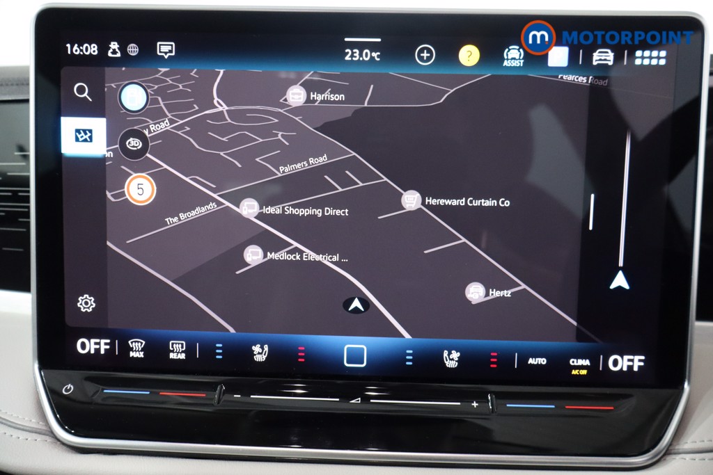 Volkswagen Passat Life Automatic Petrol Plug-In Hybrid Estate - Stock Number (1573333) - 2nd supplementary image