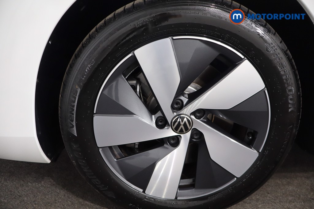 Volkswagen Passat Life Automatic Petrol Plug-In Hybrid Estate - Stock Number (1573333) - 11th supplementary image