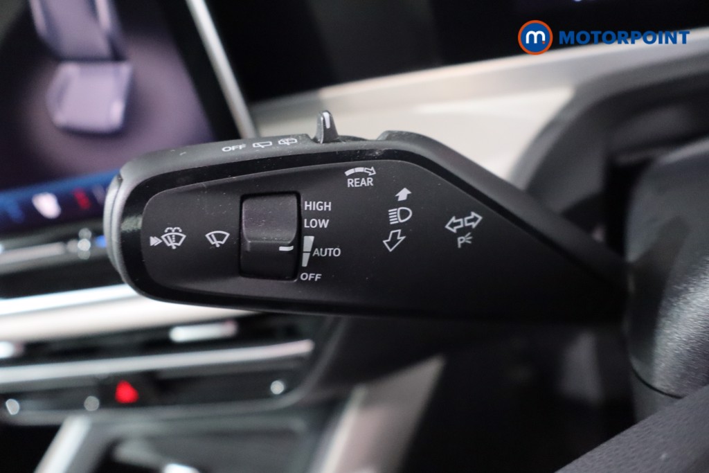 Volkswagen Passat Life Automatic Petrol Plug-In Hybrid Estate - Stock Number (1573333) - 16th supplementary image