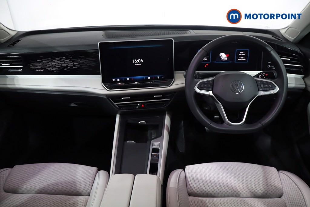 Volkswagen Passat Life Automatic Petrol Plug-In Hybrid Estate - Stock Number (1573333) - 1st supplementary image