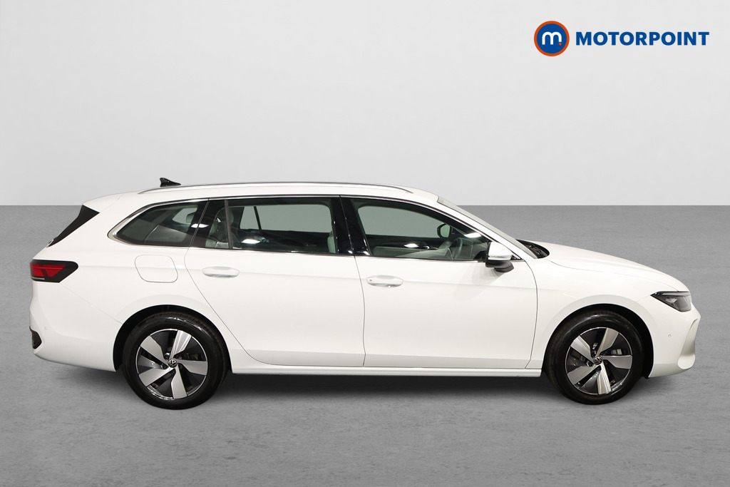 Volkswagen Passat Life Automatic Petrol Plug-In Hybrid Estate - Stock Number (1573333) - Drivers side
