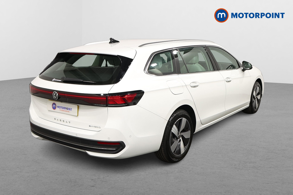 Volkswagen Passat Life Automatic Petrol Plug-In Hybrid Estate - Stock Number (1573333) - Drivers side rear corner