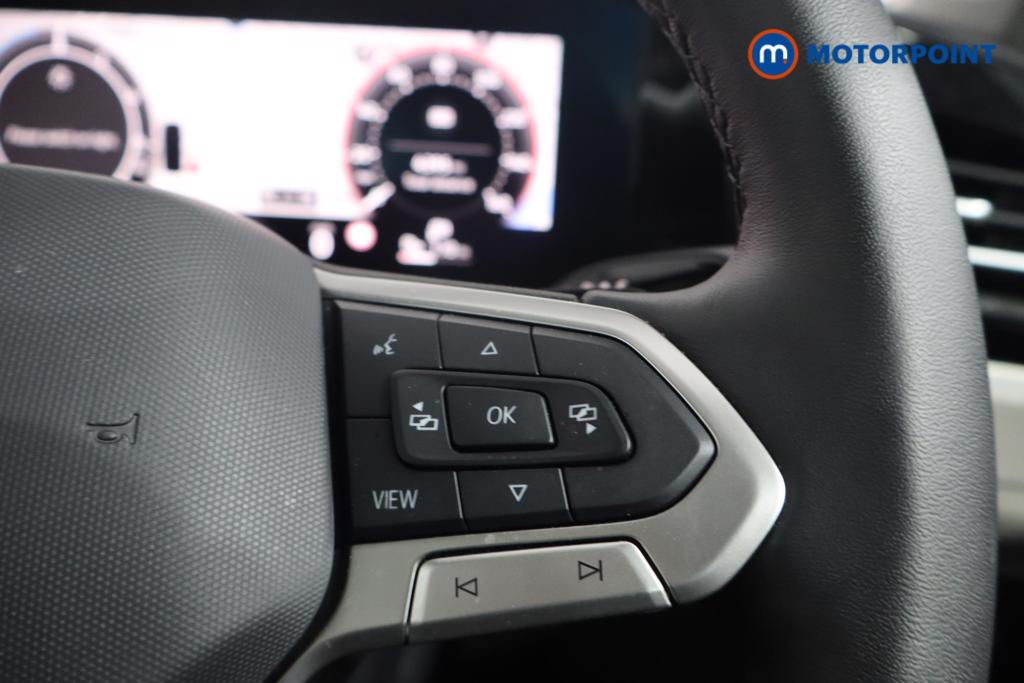 Volkswagen Passat Life Automatic Petrol Plug-In Hybrid Estate - Stock Number (1573337) - 7th supplementary image