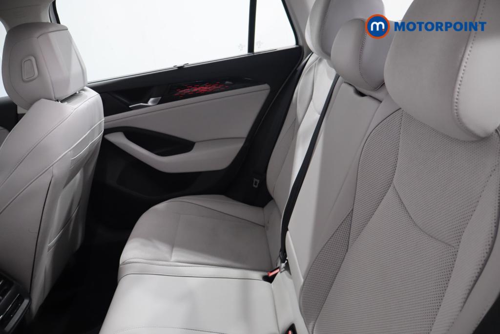 Volkswagen Passat Life Automatic Petrol Plug-In Hybrid Estate - Stock Number (1573337) - 15th supplementary image