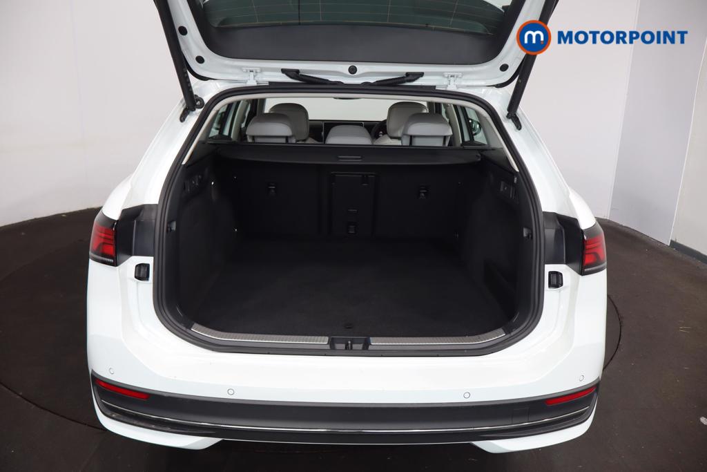 Volkswagen Passat Life Automatic Petrol Plug-In Hybrid Estate - Stock Number (1573337) - 17th supplementary image