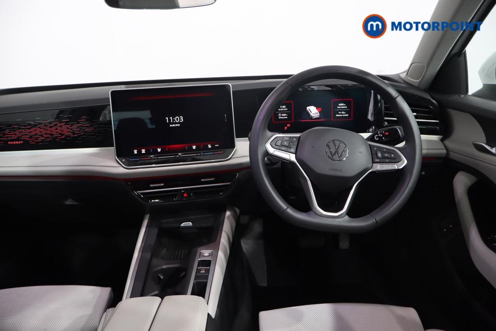 Volkswagen Passat Life Automatic Petrol Plug-In Hybrid Estate - Stock Number (1573337) - 1st supplementary image
