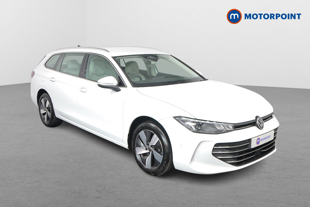 Volkswagen Passat Life Automatic Petrol Plug-In Hybrid Estate - Stock Number (1573337) - Drivers side front corner