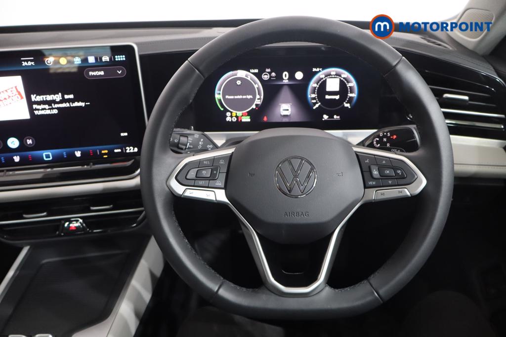 Volkswagen Passat Life Automatic Petrol Plug-In Hybrid Estate - Stock Number (1573341) - 5th supplementary image