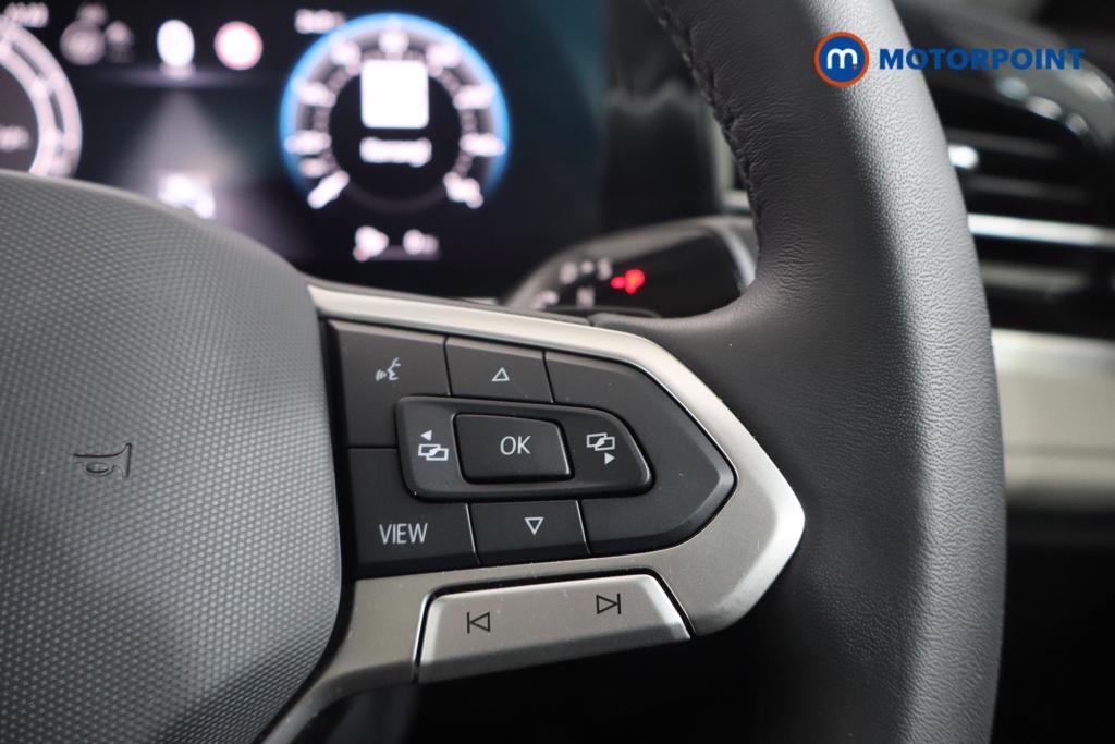 Volkswagen Passat Life Automatic Petrol Plug-In Hybrid Estate - Stock Number (1573341) - 7th supplementary image