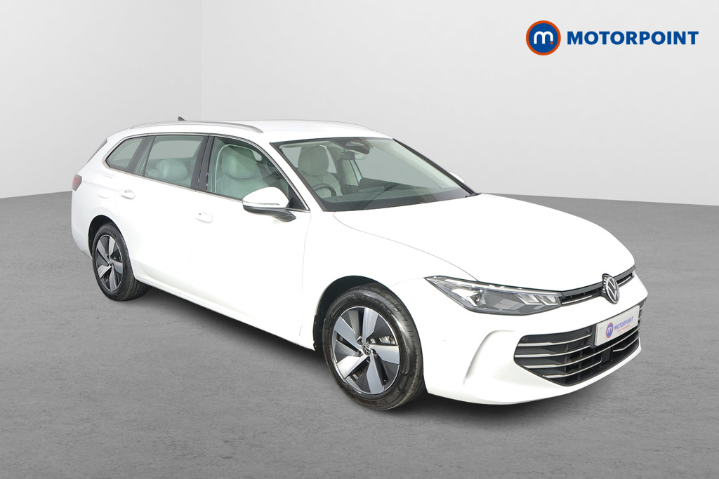 Volkswagen Passat Life Automatic Petrol Plug-In Hybrid Estate - Stock Number (1573341) - Drivers side front corner