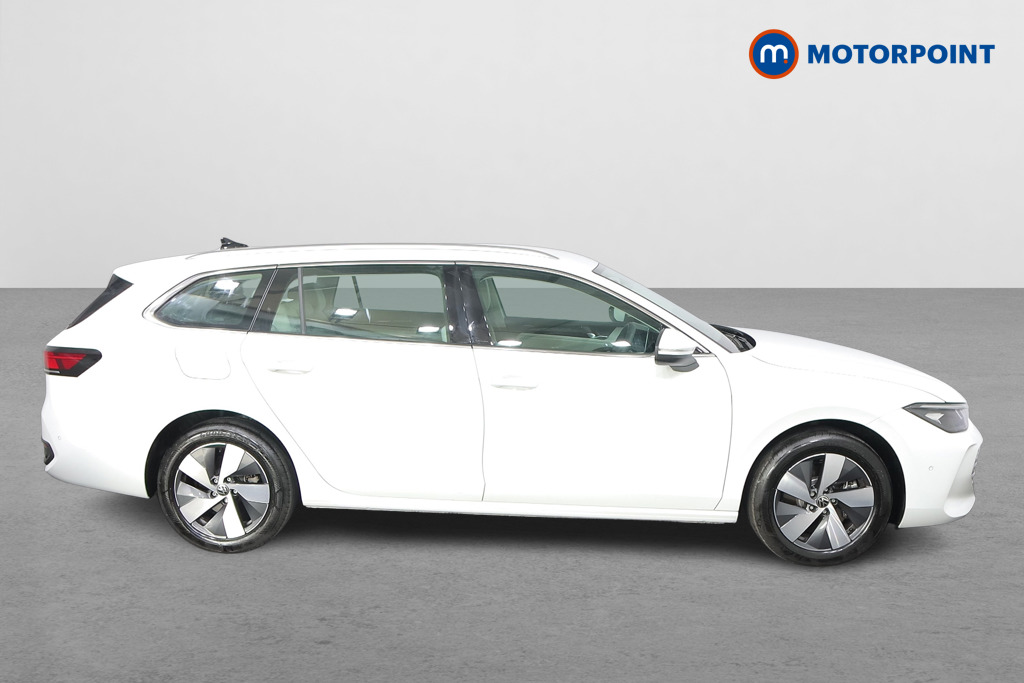 Volkswagen Passat Life Automatic Petrol Plug-In Hybrid Estate - Stock Number (1573341) - Drivers side