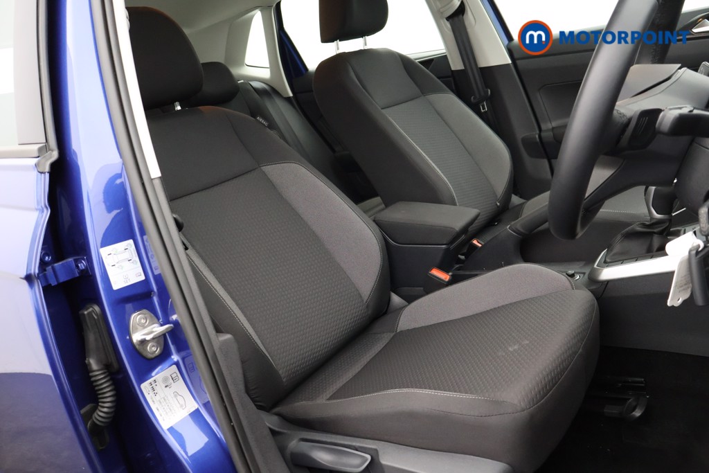 Volkswagen Polo Life Automatic Petrol Hatchback - Stock Number (1573413) - 9th supplementary image