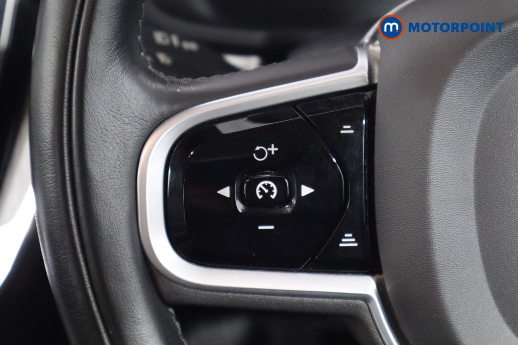 Volvo V60 Inscription Plus Automatic Petrol Estate - Stock Number (1573713) - 7th supplementary image