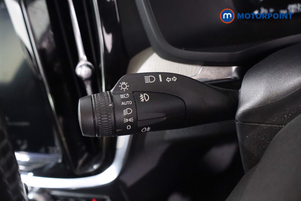 Volvo V60 Inscription Plus Automatic Petrol Estate - Stock Number (1573713) - 18th supplementary image