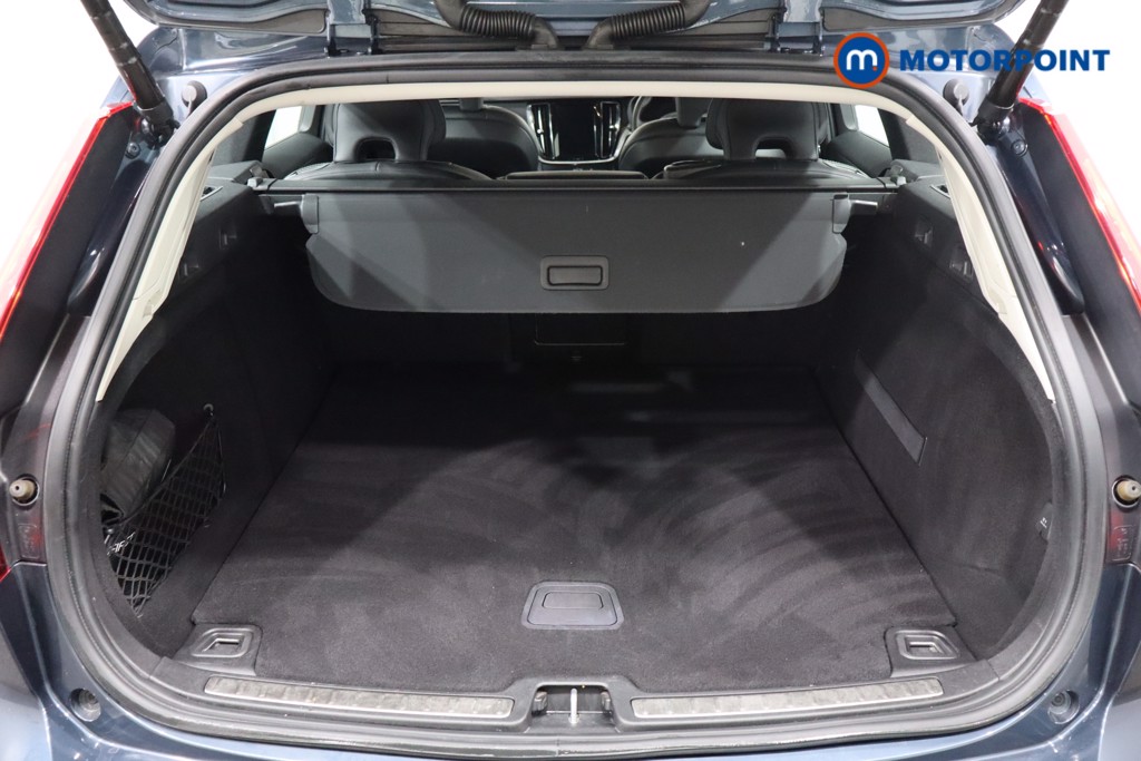 Volvo V60 Inscription Plus Automatic Petrol Estate - Stock Number (1573713) - 38th supplementary image