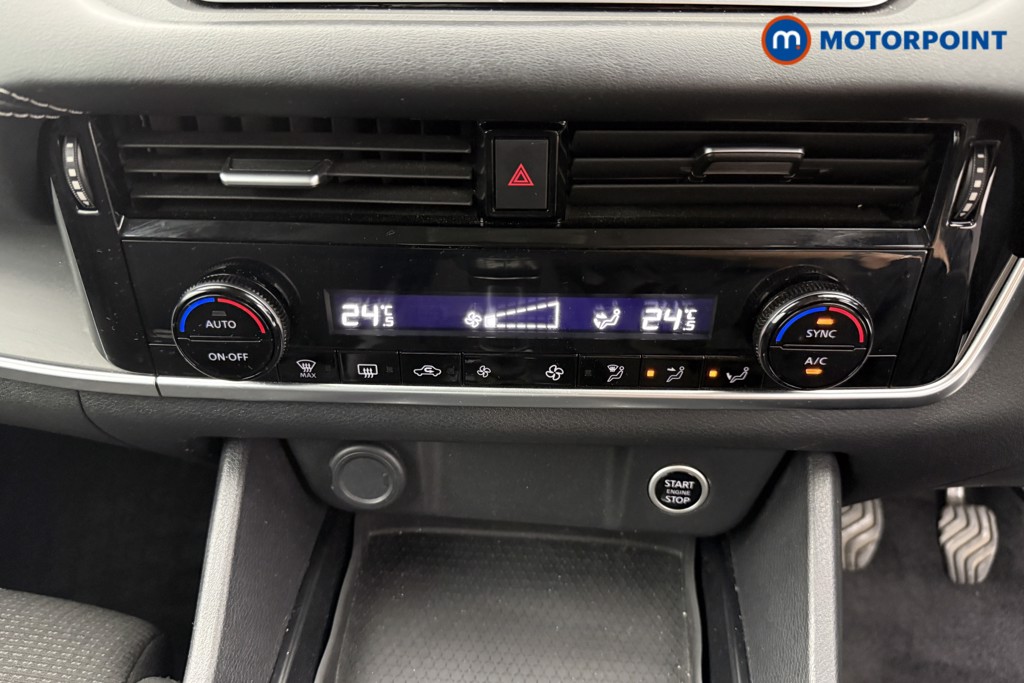 Nissan Qashqai Acenta Premium Manual Petrol SUV - Stock Number (1573803) - 9th supplementary image