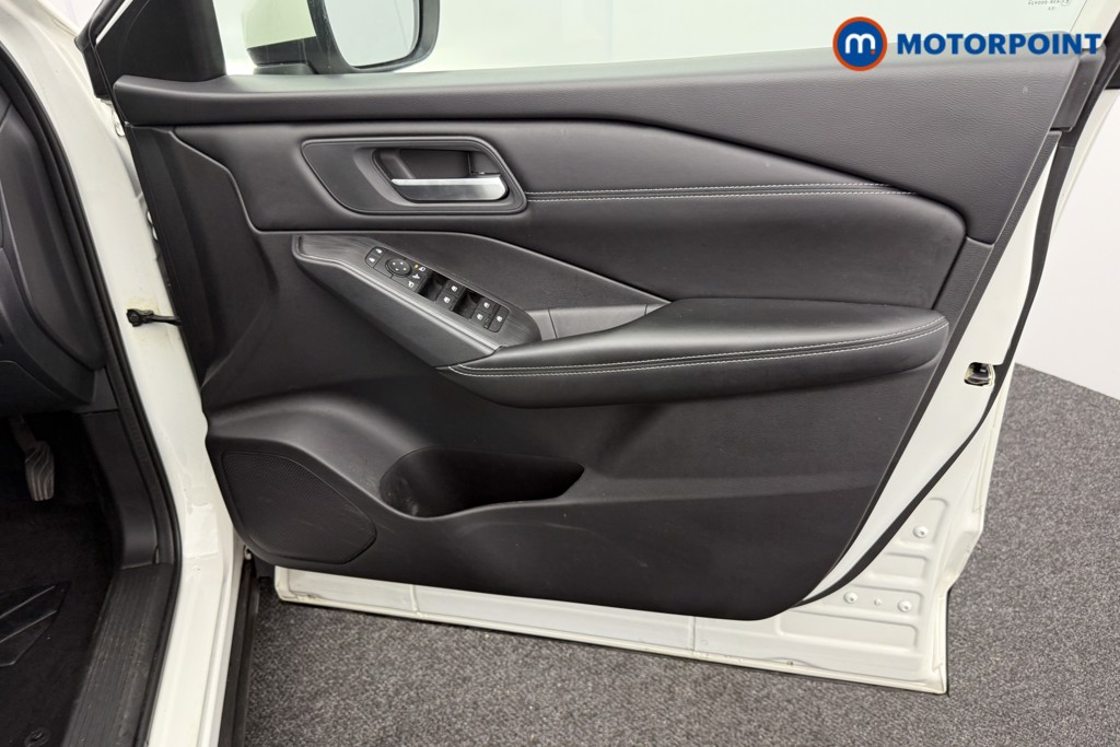 Nissan Qashqai Acenta Premium Manual Petrol SUV - Stock Number (1573803) - 15th supplementary image