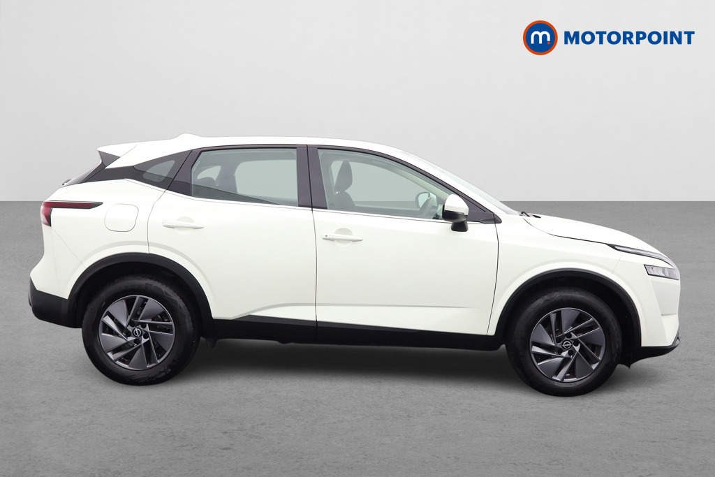 Nissan Qashqai Acenta Premium Manual Petrol SUV - Stock Number (1573803) - Drivers side