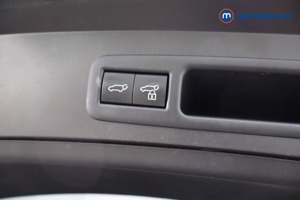 Lexus UX F-Sport Automatic Petrol-Electric Hybrid SUV - Stock Number (1573940) - 41st supplementary image