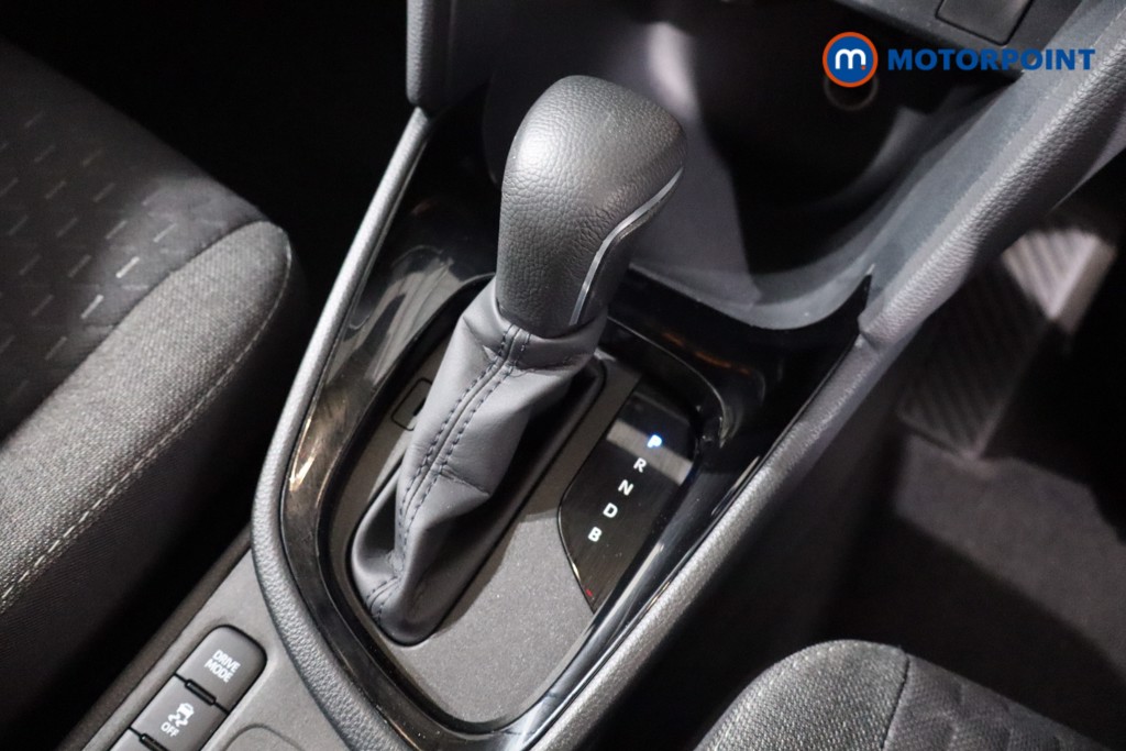 Toyota Yaris Cross Design Automatic Petrol-Electric Hybrid Estate - Stock Number (1573946) - 14th supplementary image