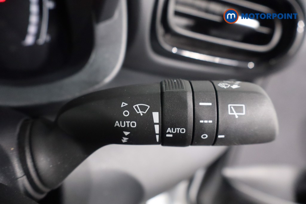 Toyota Yaris Cross Design Automatic Petrol-Electric Hybrid Estate - Stock Number (1573946) - 16th supplementary image